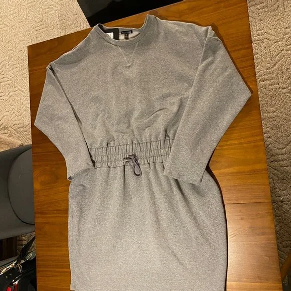 Sweatshirt Dress - Picture 8 of 11